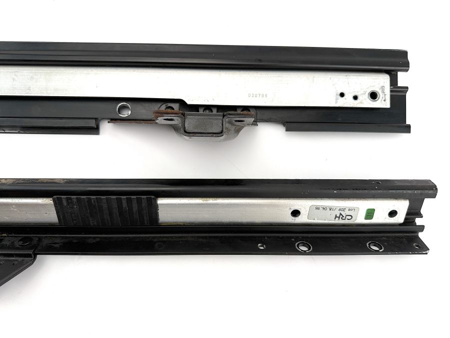 1299100589 1299100789 | Mercedes SL500 | R129 Left seat lower frame rails