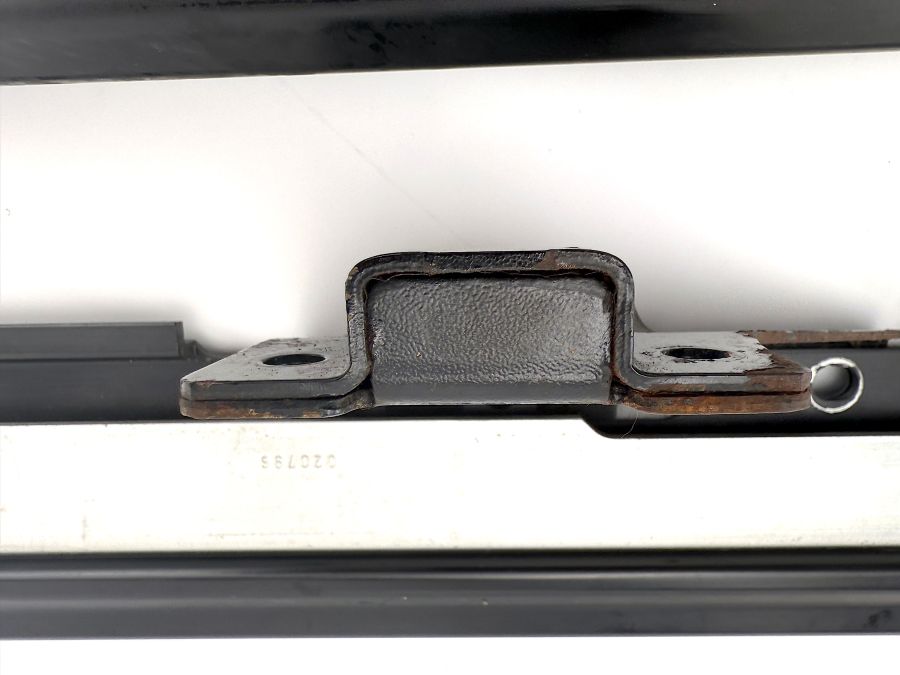 1299100589 1299100789 | Mercedes SL500 | R129 Left seat lower frame rails