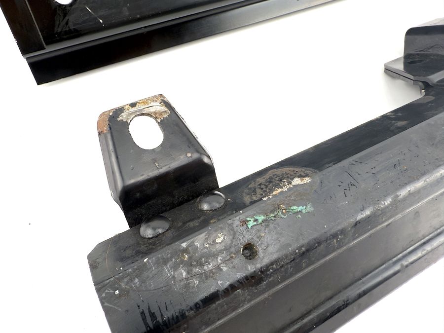 1299100589 1299100789 | Mercedes SL500 | R129 Left seat lower frame rails