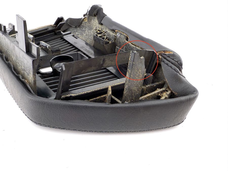 1299100639 1299110222 1299101239 | Mercedes SL500 | R129 Right seat belt upper cover