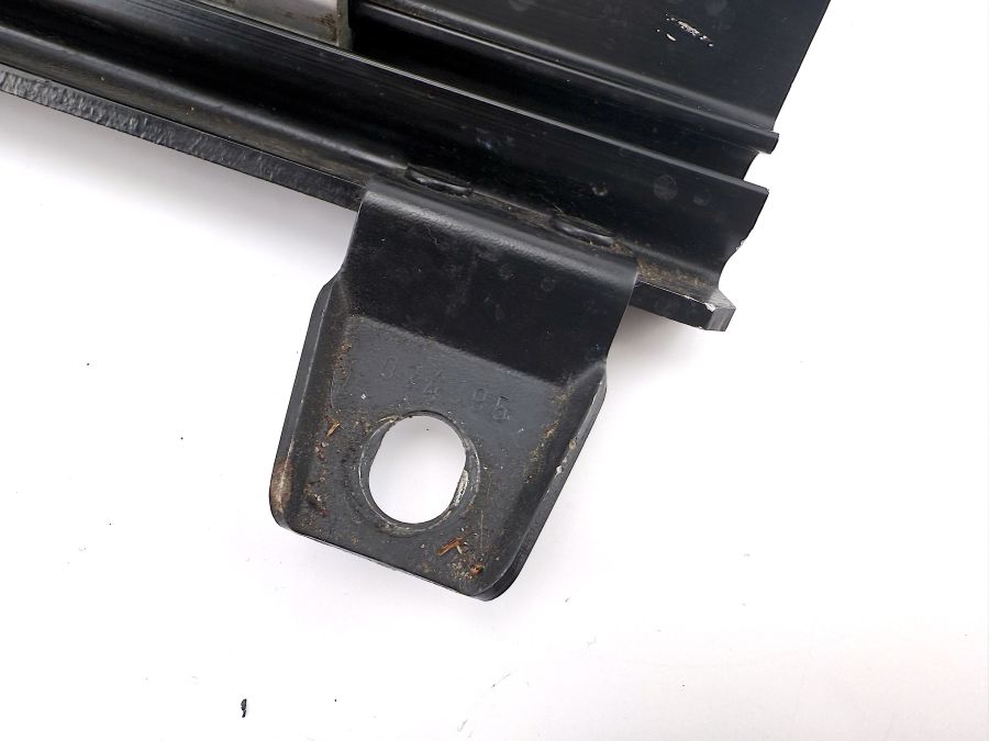 1299100689 1299100889 | Mercedes SL500 | R129 Right seat lower frame rails