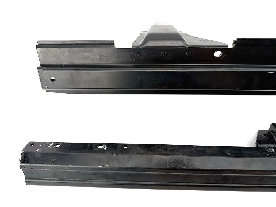1299100689 1299100889 | Mercedes SL500 | R129 Right seat lower frame rails