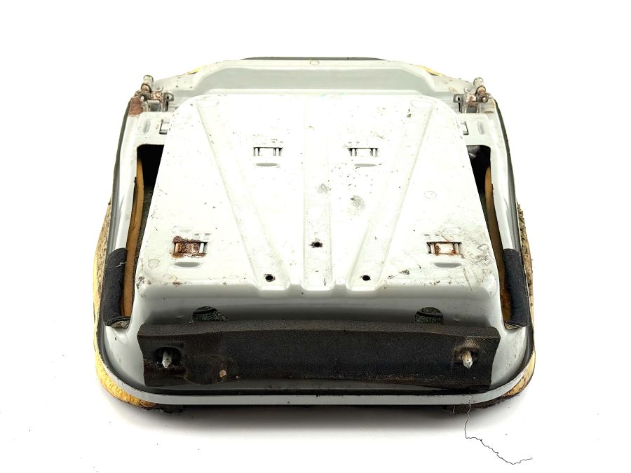 1299100950 1299100022 | Mercedes 300SL-24 | R129 Seat lower cushion
