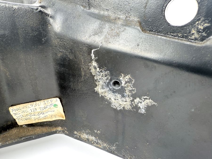 1299101720 1299190006 1299190302 | Mercedes 500SL | R129 Left seat lower frame