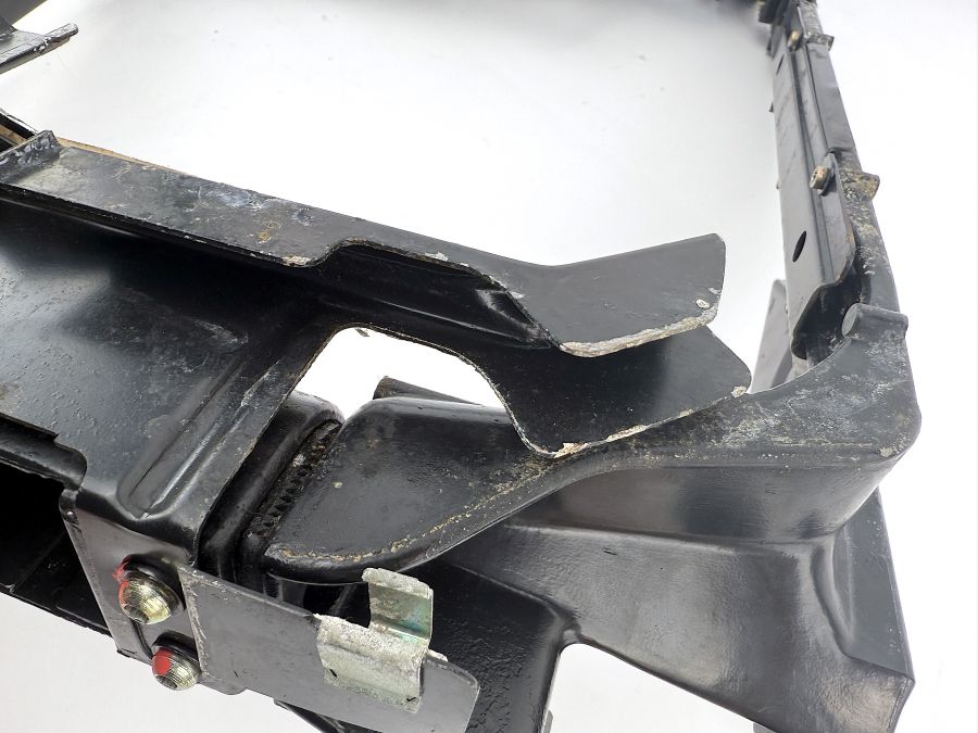 1299101820 1299190106 1299190402 | Mercedes 500SL | R129 Right seat lower frame