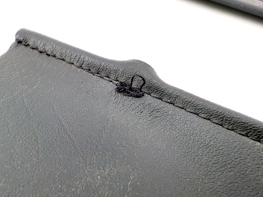 1299102618 | Mercedes SL500 | R129 Seat frame front covering trims