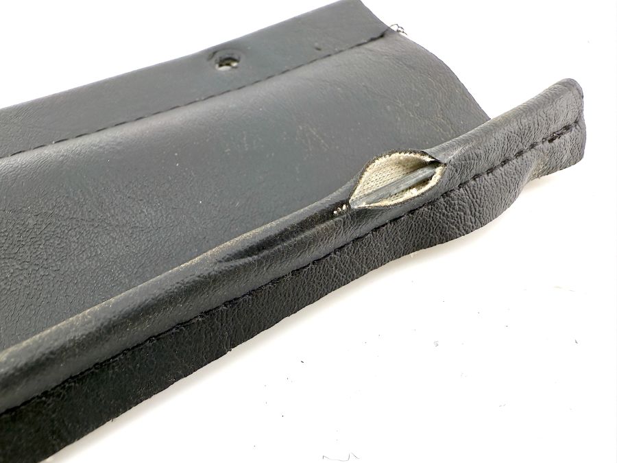 1299102618 | Mercedes SL500 | R129 Seat frame front covering trims