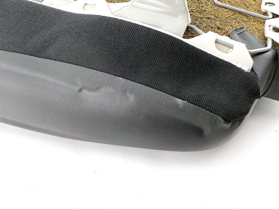 1299102816 1299104847 | Mercedes SL500 | R129 Right seat upper seat cushion