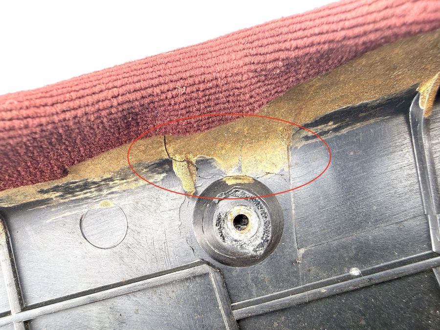 1299102918 | Mercedes 300SL-24 | R129 Seat panel left seat