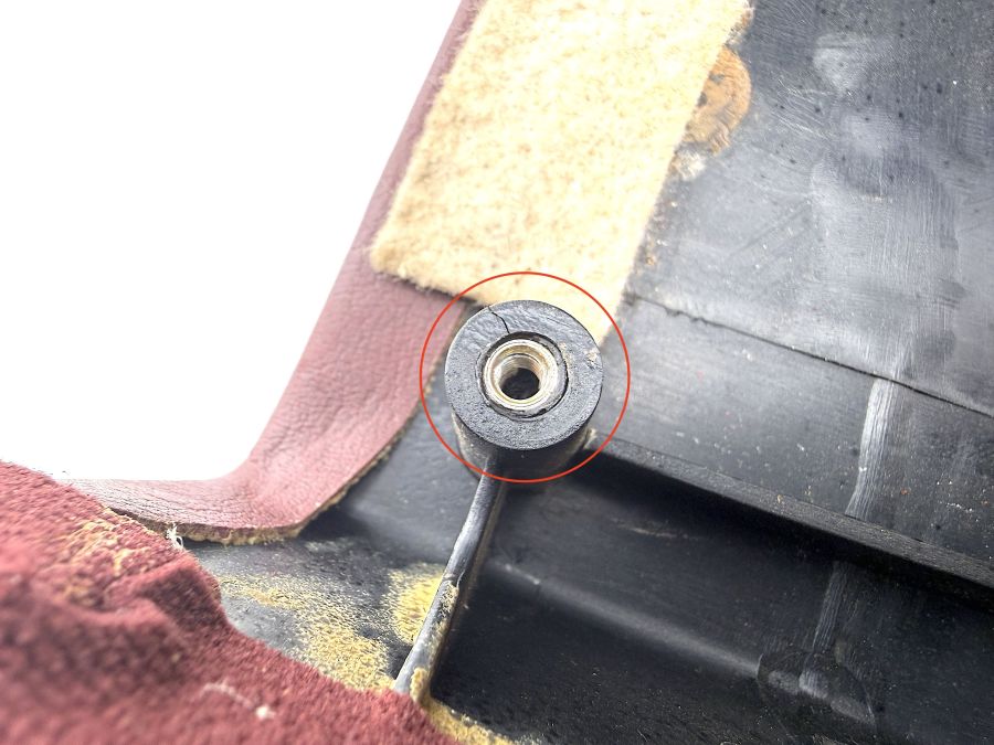 1299103018 | Mercedes 300SL-24 | R129 Seat panel right seat