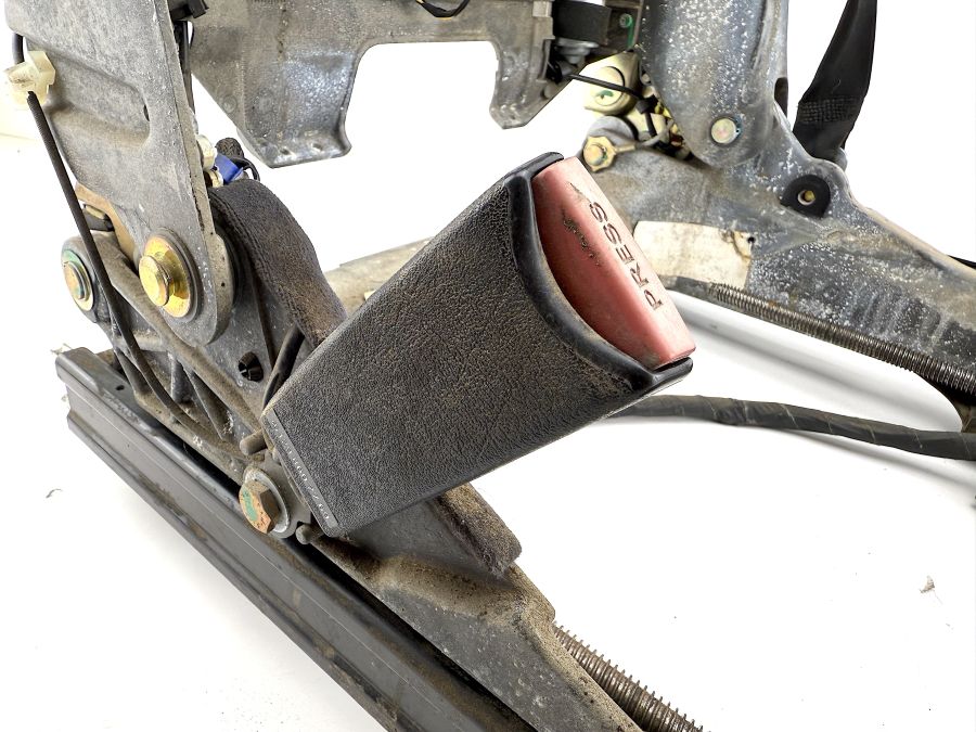 1299103520 1299100995 | Mercedes SL500 | R129 Left seat frame with motors and wirings 1299103520 1299100995 | Mercedes SL500 | R129 Left seat frame with motors and wirings