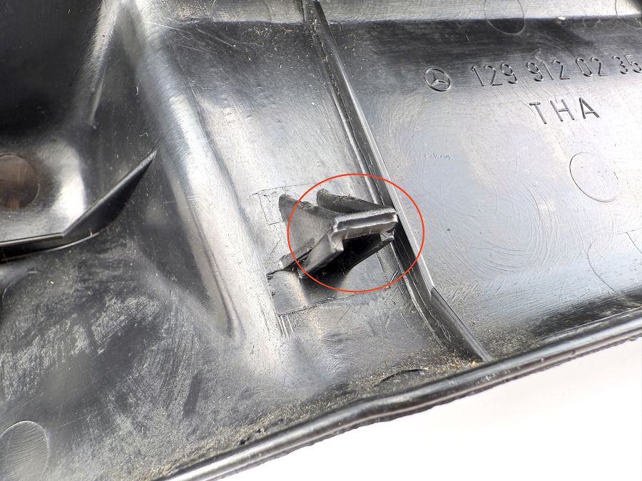 1299120235 1299191220 | Mercedes SL500 | R129 Bottom rear cover right seat