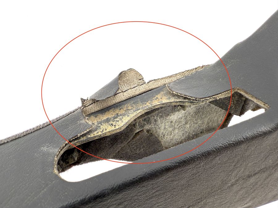 1299190120 1299103118 | Mercedes SL500 | R129 Seat trim right seat 1299190120 1299103118 | Mercedes SL500 | R129 Seat trim right seat