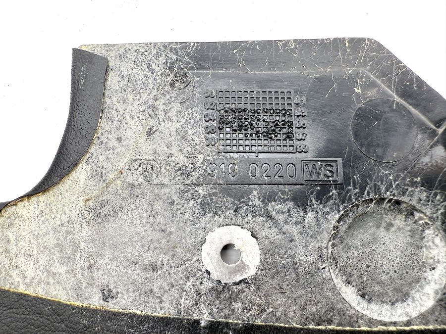 1299190220 1299104418 | Mercedes SL500 | R129 Seat trim right seat 1299190220 1299104418 | Mercedes SL500 | R129 Seat trim right seat