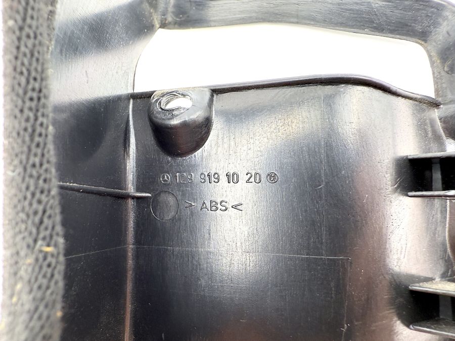 1299191020 | Mercedes SL500 | R129 Seat handle plastic covering right seat 1299191020 | Mercedes SL500 | R129 Seat handle plastic covering right seat