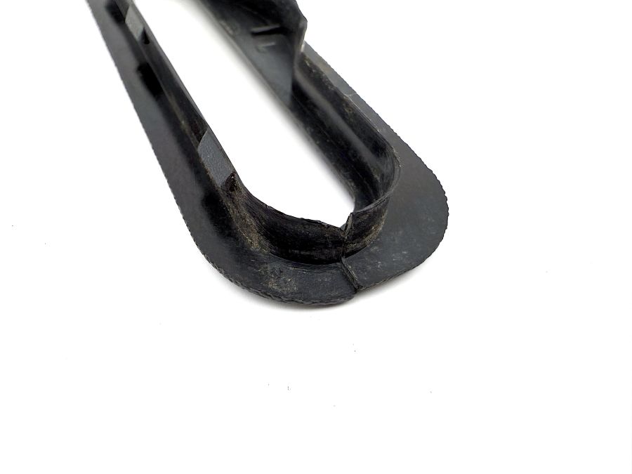 1299192320 1299190120 | Mercedes SL500 | R129 Left seat belt cover 1299192320 1299190120 | Mercedes SL500 | R129 Left seat belt cover