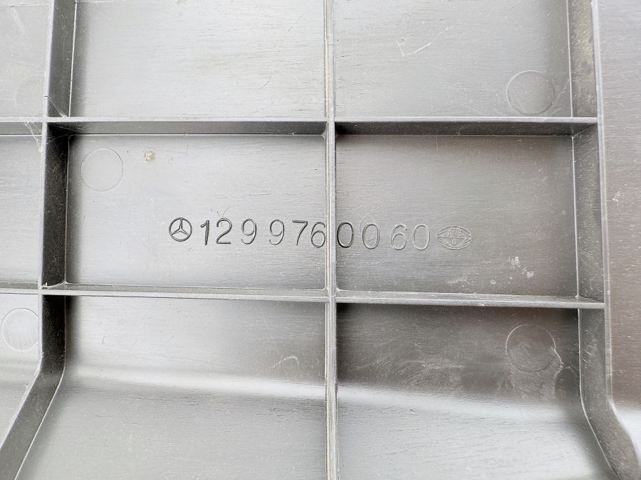 1299760060 | Mercedes SL500 | R129 Footrest cover panel