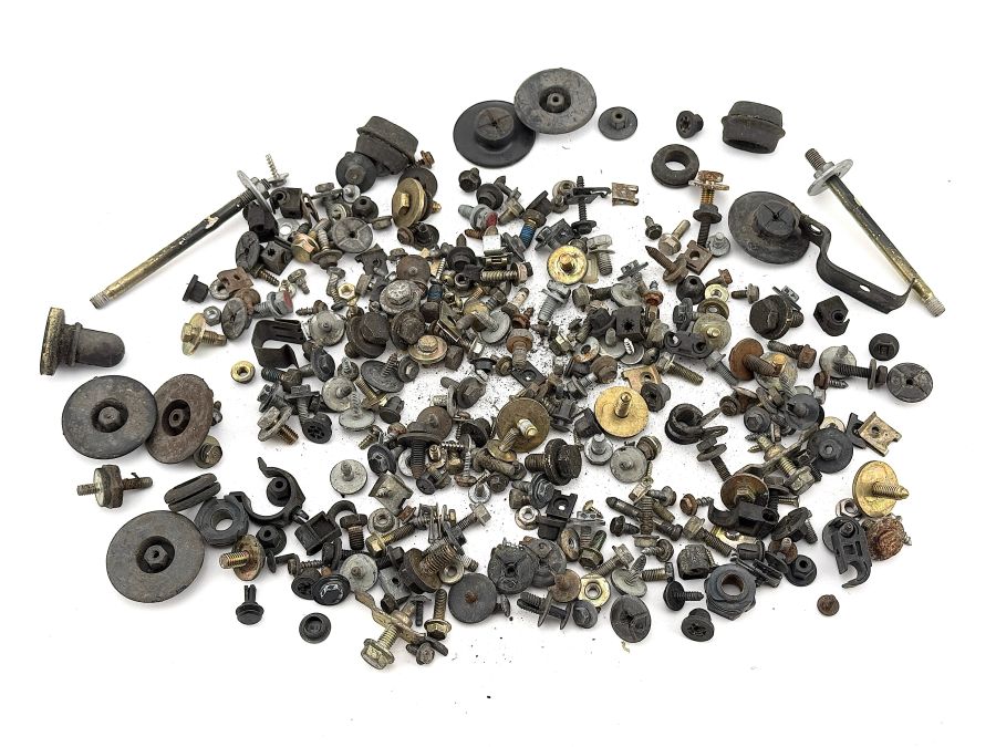 1299900150 N914031006211 2019900050 | Mercedes SL500 | R129 Exterior body screws 1299900150 N914031006211 2019900050 | Mercedes SL500 | R129 Exterior body screws