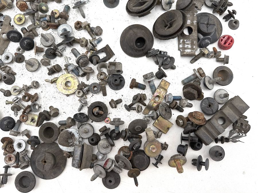 1299900150 N914031006211 2019900050 | Mercedes SL500 | R129 Exterior body screws