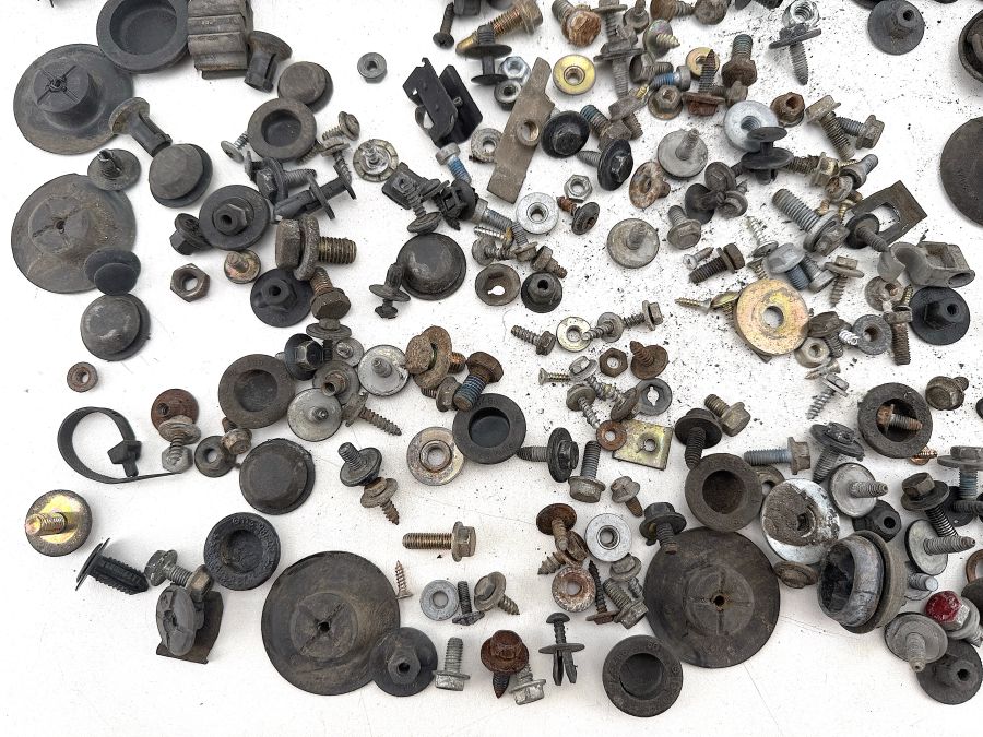 1299900150 N914031006211 2019900050 | Mercedes SL500 | R129 Exterior body screws