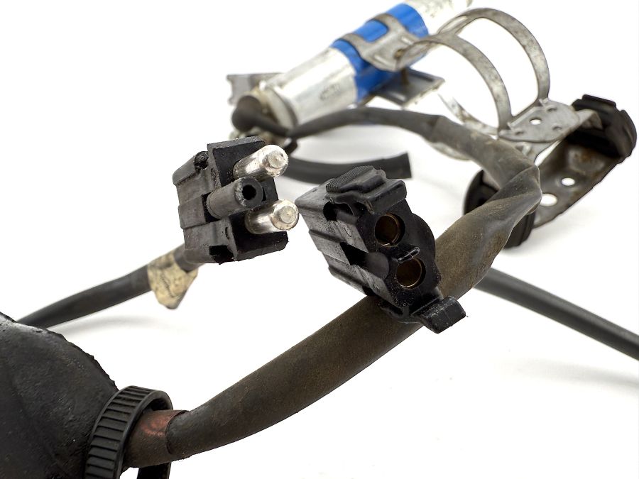 1404700481 0004705994 | Mercedes SL500 | R129 Electric fuel pump with bracket 1404700481 0004705994 | Mercedes SL500 | R129 Electric fuel pump with bracket