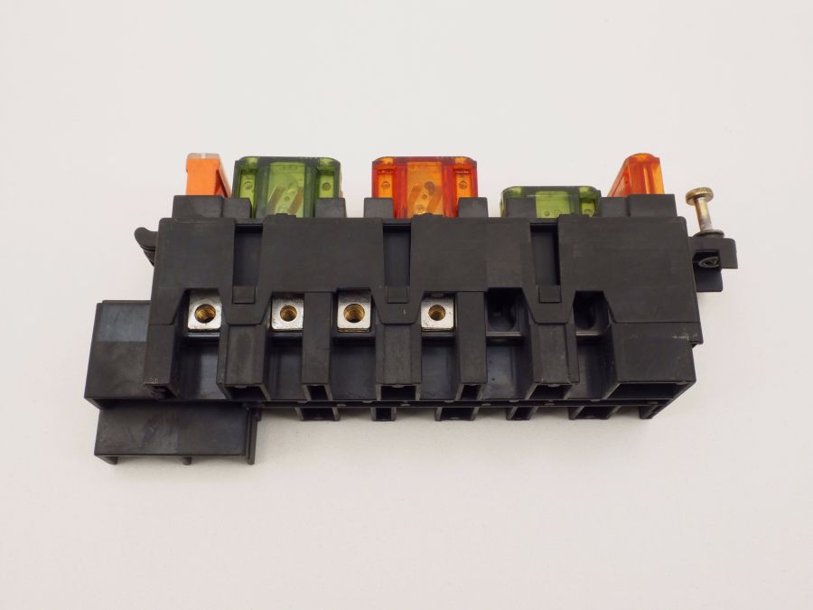 1405450101 | Mercedes S350 | W140 Under hood fuse box