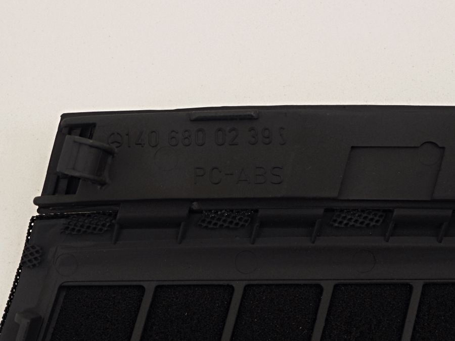 1406800239 1406890267 | Mercedes S350 | W140 Right dashboard speaker cover trim black