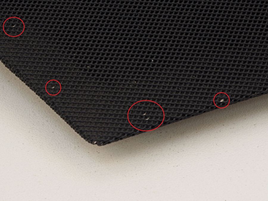 1406800239 1406890267 | Mercedes S350 | W140 Right dashboard speaker cover trim black