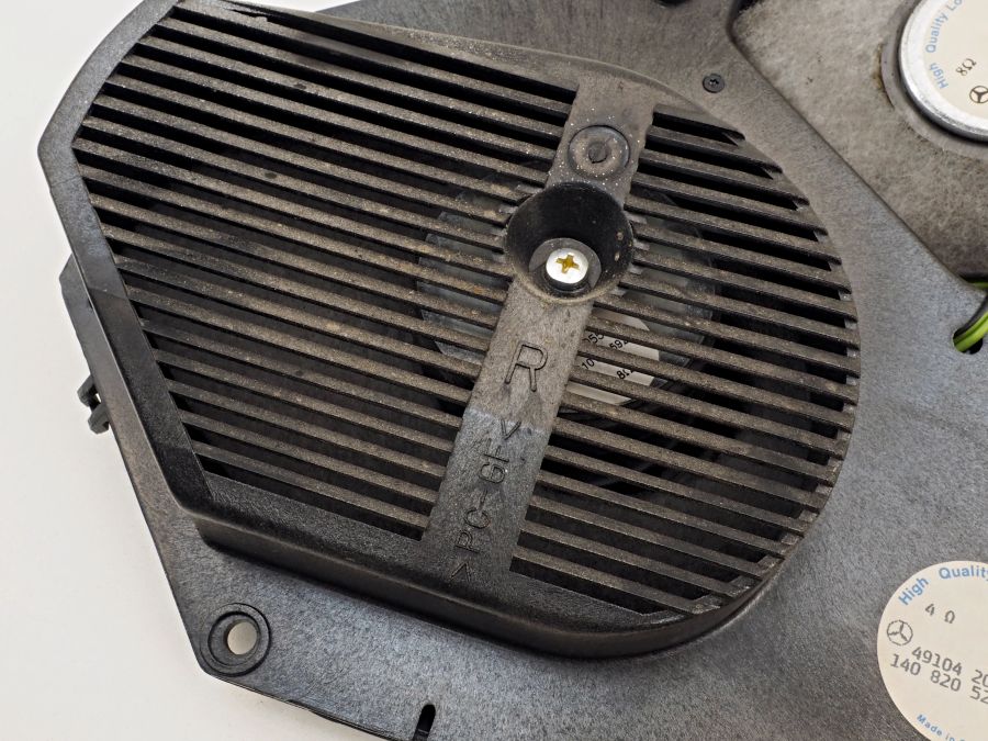 1408205202 | Mercedes S350 | W140 Right door speaker