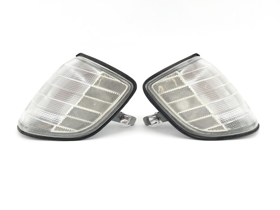 1408260643 1408260543 | Mercedes S350 | W140 Front turning lights 1408260643 1408260543 | Mercedes S350 | W140 Front turning lights