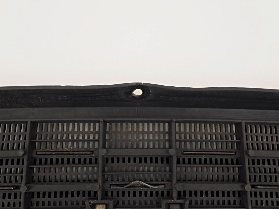 1408300613 | Mercedes S350 | W140 Bonnet upper grill