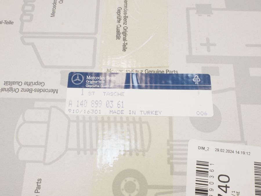 1408990361 | Mercedes SL-Class | R129 Protective wrapper for registration papers