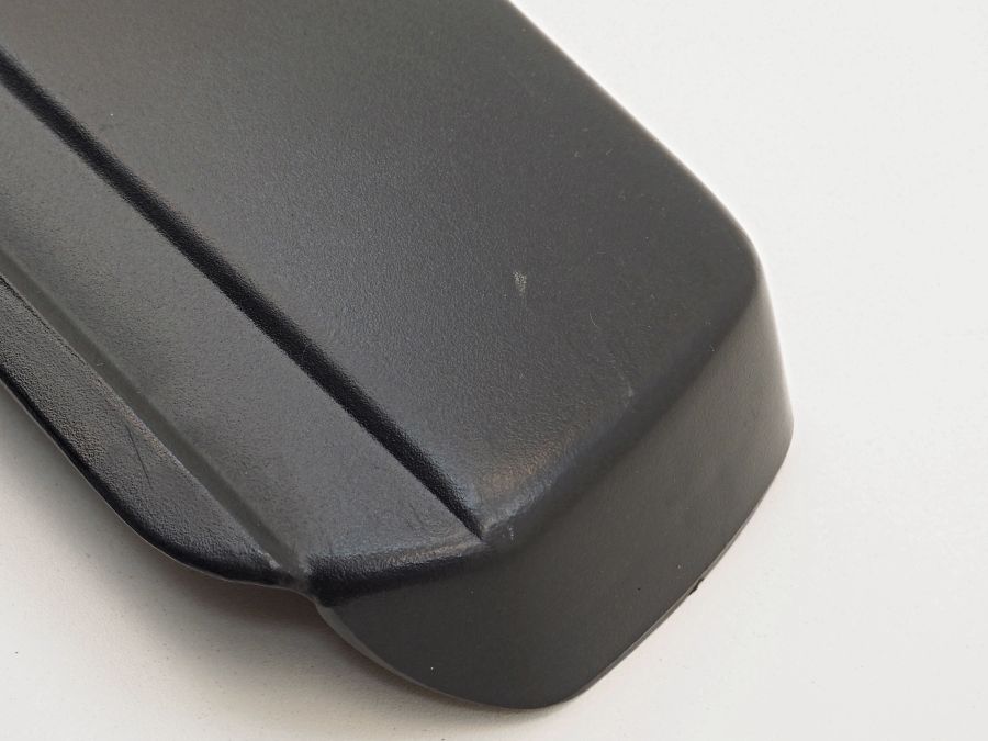 1409180830 1409102418 | Mercedes S350 | W140 Front right seat plastic trim 1409180830 1409102418 | Mercedes S350 | W140 Front right seat plastic trim