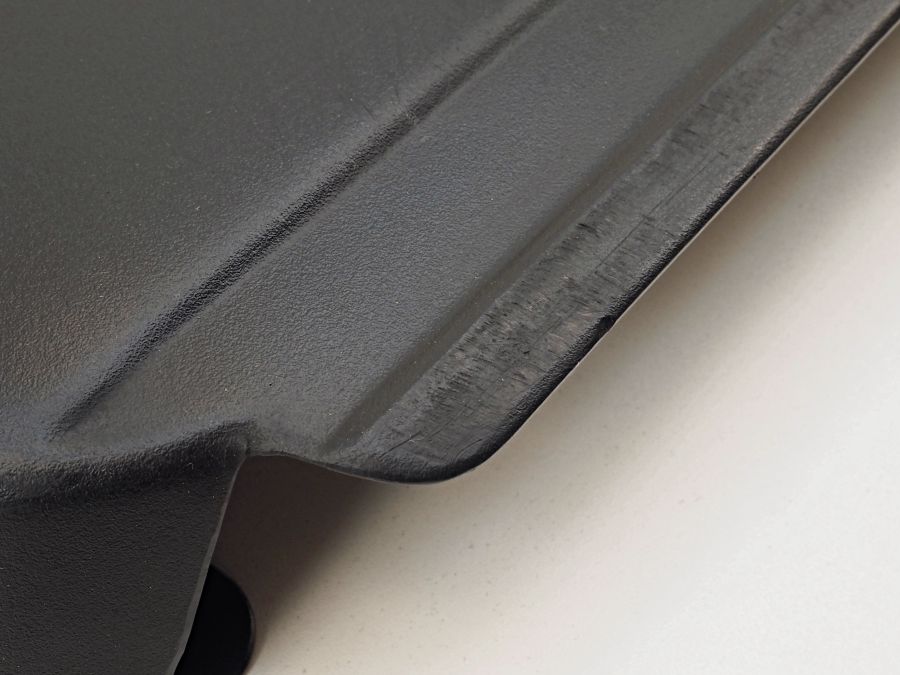 1409180830 1409102418 | Mercedes S350 | W140 Front right seat plastic trim 1409180830 1409102418 | Mercedes S350 | W140 Front right seat plastic trim
