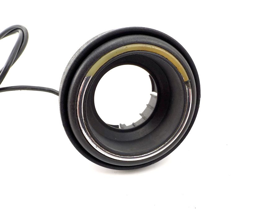 1684620253 1296891580 | Mercedes SL500 | R129 Ignition immobilizer antenna