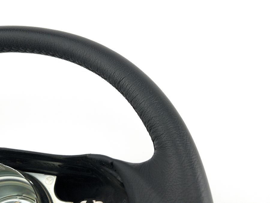 1704600103 1404603603 | Mercedes SL500 | R129 Black steering wheel