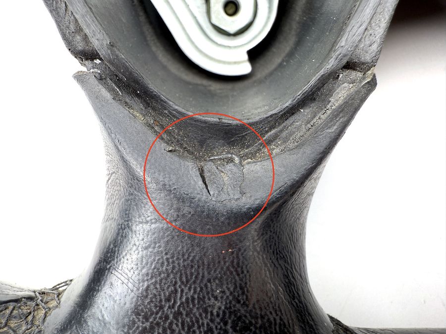 1704600703 1704603203 | Mercedes SL500 | R129 Steering wheel