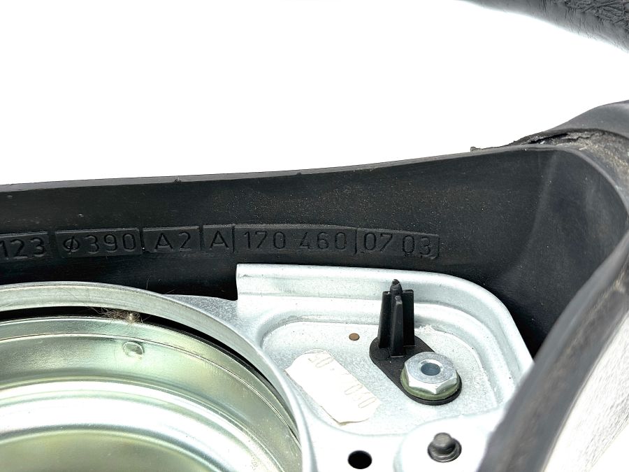 1704600703 1704603203 | Mercedes SL500 | R129 Steering wheel
