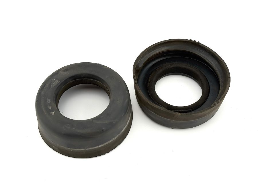 2013251144 | Mercedes SL500 | R129 Rear spring mount