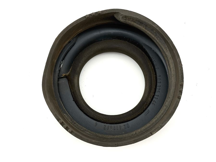 2013251144 | Mercedes SL500 | R129 Rear spring mount 2013251144 | Mercedes SL500 | R129 Rear spring mount
