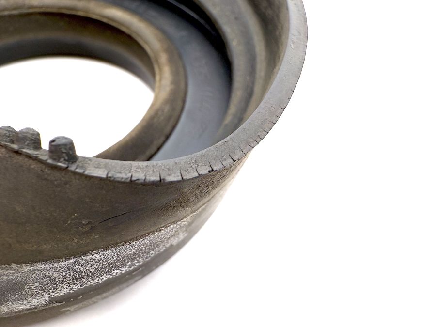 2013251144 | Mercedes SL500 | R129 Rear spring mount