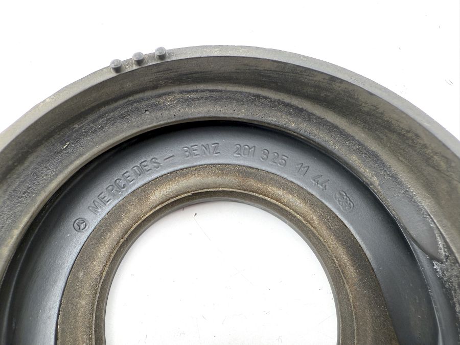 2013251144 | Mercedes SL500 | R129 Rear spring mount