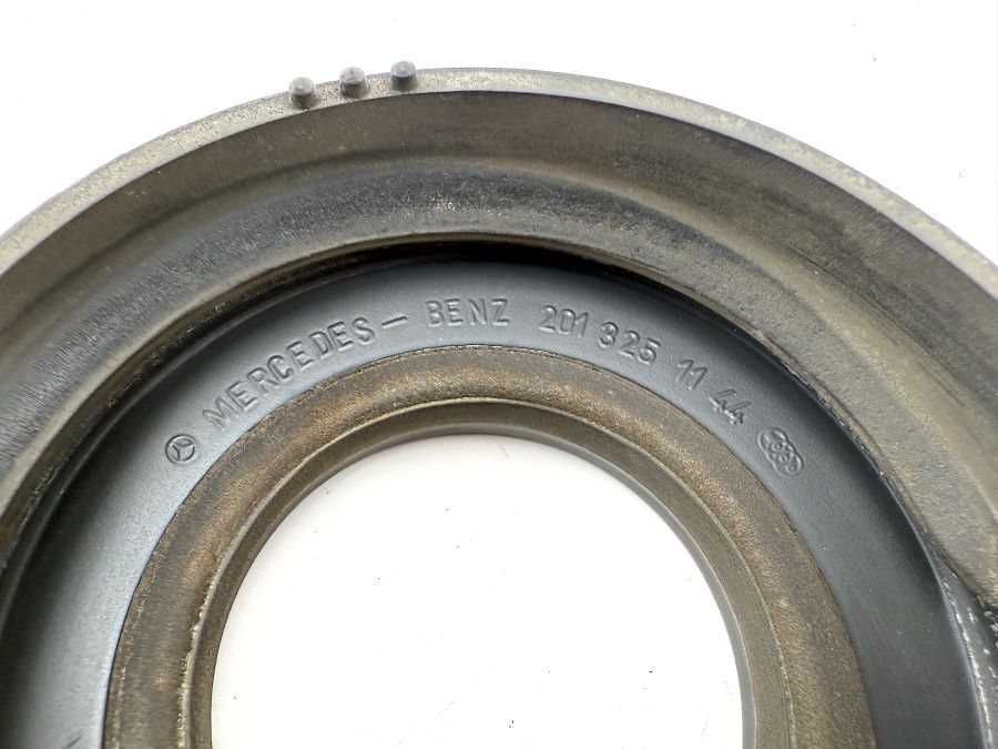 2013251144 | Mercedes SL500 | R129 Rear spring mount