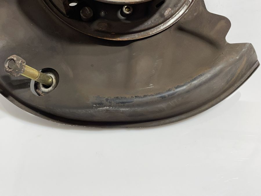 2023509408 2013574605 | Mercedes 500SL | R129 Rear left wheel hub