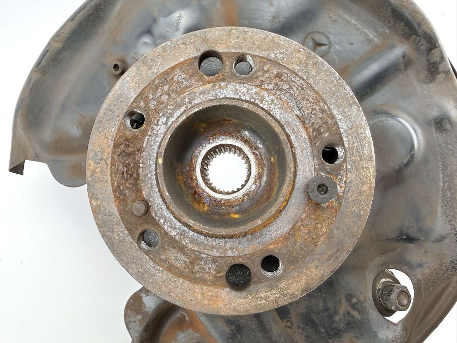 2023509508 1293500046 1294200985 | Mercedes SL500 | R129 Rear right wheel hub
