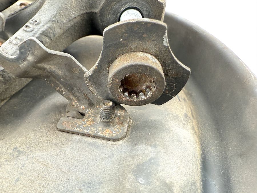 2023509508 1293500046 2104201544 | Mercedes SL500 | R129 Rear right wheel hub