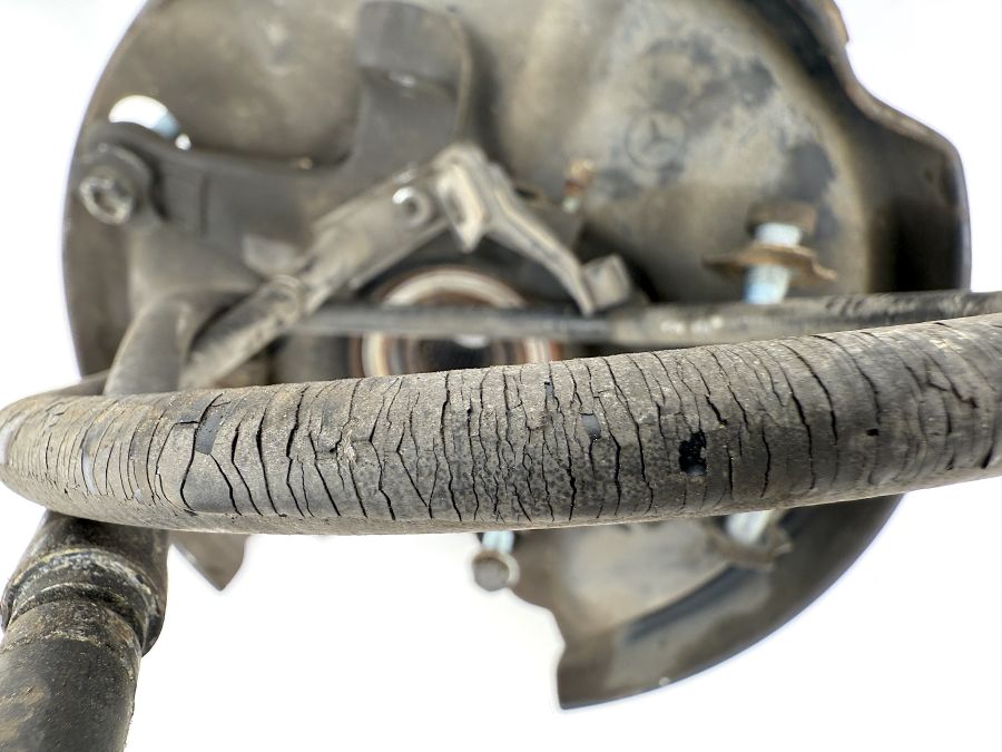 2023509508 1293500046 2104201544 | Mercedes SL500 | R129 Rear right wheel hub