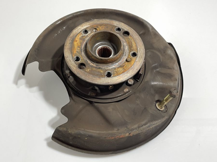 2023509508 2013574705 | Mercedes 500SL | R129 Rear right wheel hub