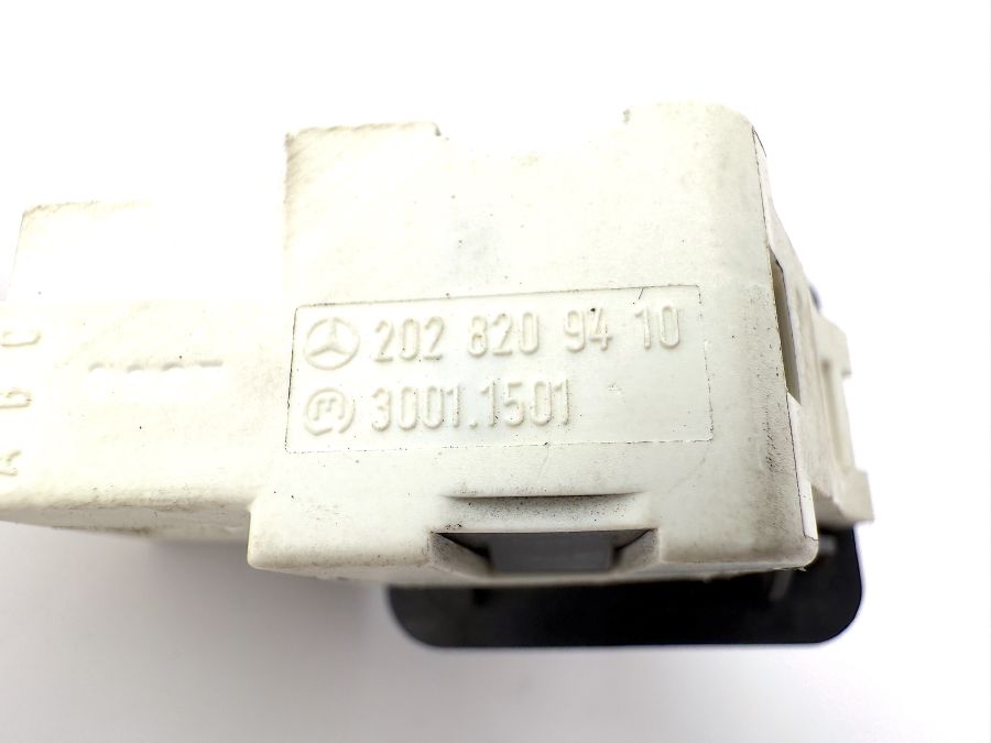 2028209410 | Mercedes SL500 | R230 Door contact switches pair 2028209410 | Mercedes SL500 | R230 Door contact switches pair