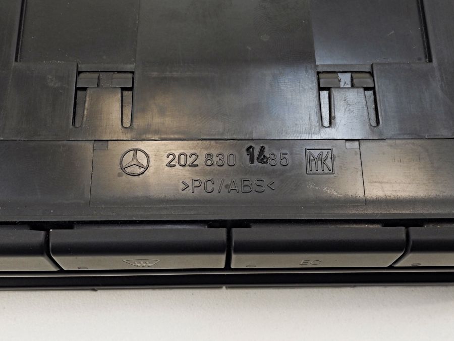 2028301485 | Mercedes SL500 | R129 AC heater climate control unit